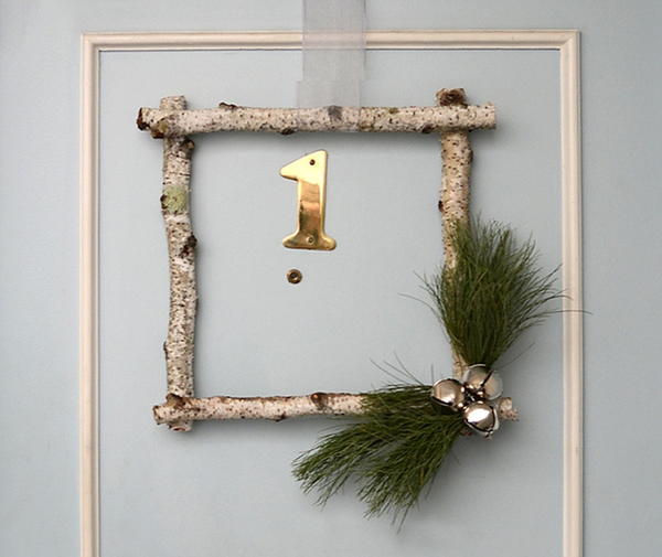 Contemporary Winter DIY Wreath Contemporary Winter DIY Wreath
