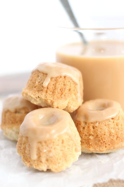 Cake Mix Cookies with Vanilla Icing Cake Mix Cookies with Vanilla Icing