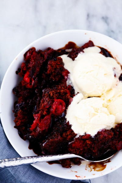 Slow Cooker Cherry Chocolate Hot Fudge Cake Slow Cooker Cherry Chocolate Hot Fudge Cake