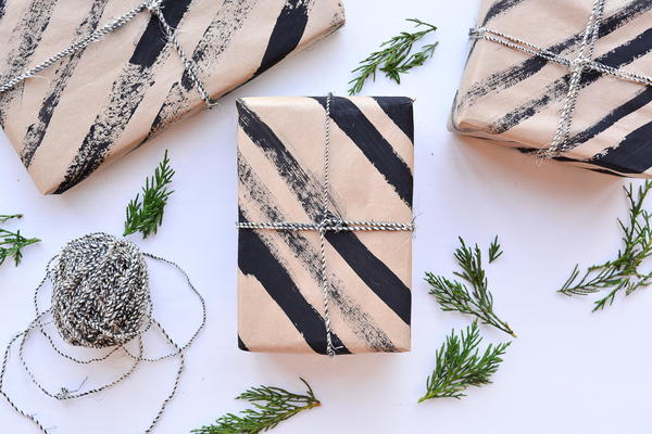 How To Make Your Own Gift Wrap