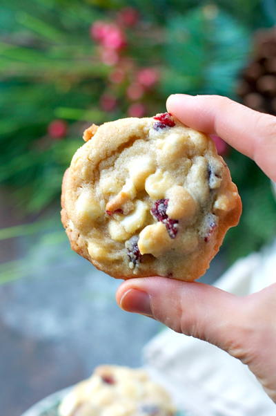Cherry White Chocolate Chip Cookies Cherry White Chocolate Chip Cookies