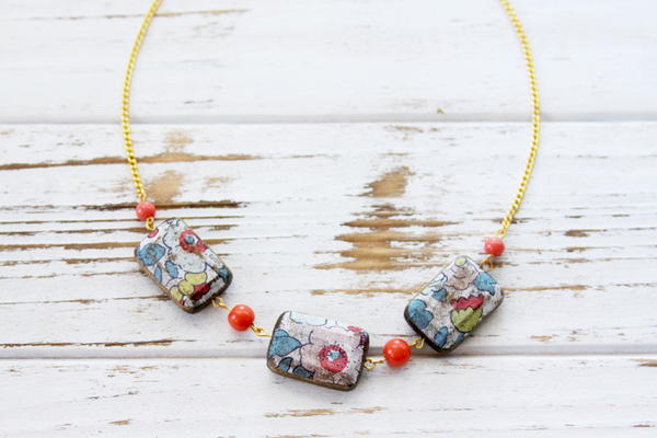 Floral Bead DIY Necklace Floral Bead DIY Necklace