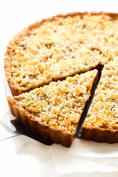 Almond Medjool Date Tart Almond & Medjool Date Tart