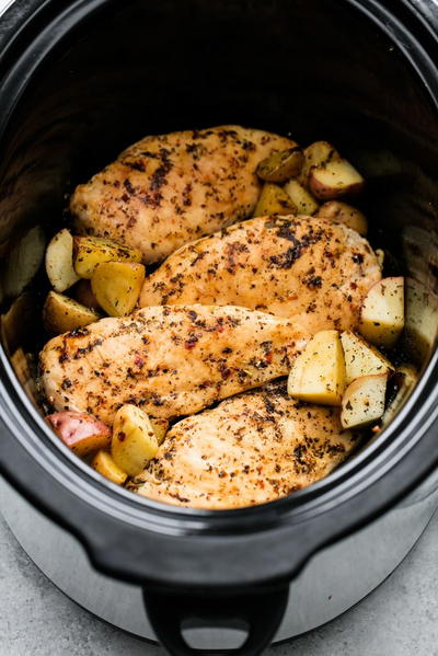 Slow Cooker Italian Chicken and Potatoes Slow Cooker Italian Chicken and Potatoes