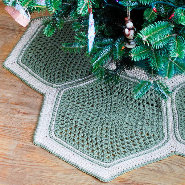 Granny Hexagon Tree Skirt Granny Hexagon Tree Skirt