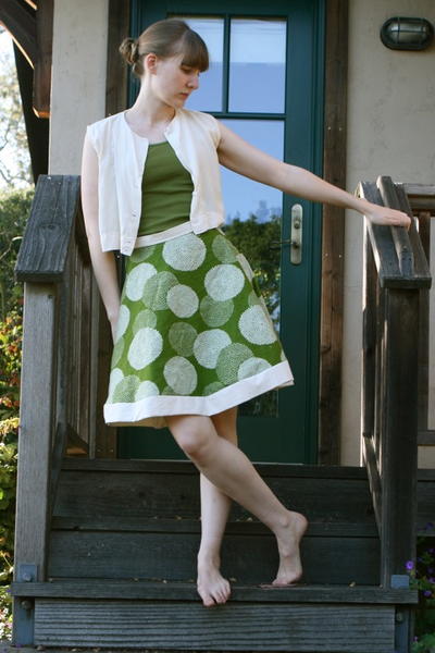 Flora and Fauna Skirt Tutorial Flora and Fauna Skirt Tutorial