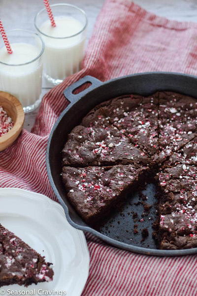 Chocolate Peppermint Skillet Cookie Chocolate Peppermint Skillet Cookie