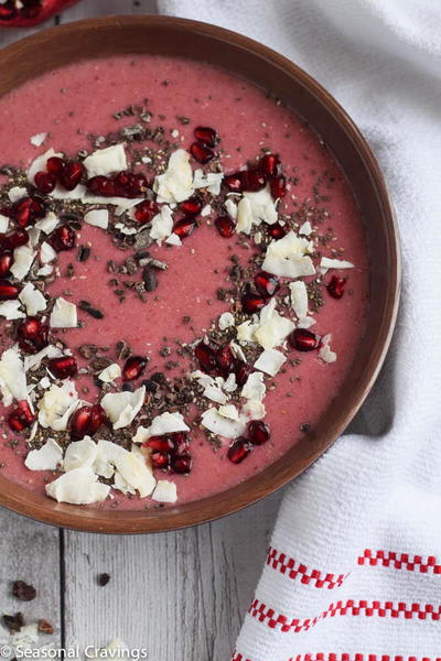 Pomegranate Smoothie Bowl Pomegranate Smoothie Bowl