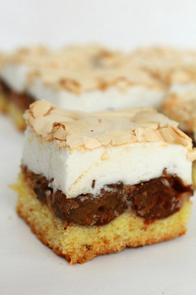 Plum Meringue Cake Plum Meringue Cake