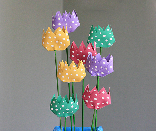 DIY Toilet Paper Roll Tulips DIY Toilet Paper Roll Tulips