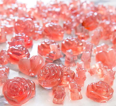 Rose Champagne Gummy Bears Rose Champagne Gummy Bears
