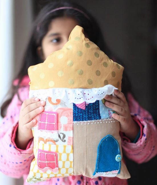 Fabric Stash Buster A Scrap Fabric DIY Pillow Fabric Stash Buster A Scrap Fabric DIY Pillow