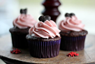 “Lovey-Dovey” Chocolate Heart Raspberry Chocolate Mousse Cupcakes