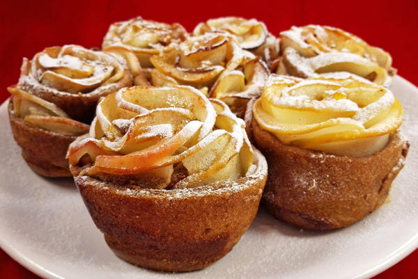 Vegan Baked Apple Roses For Valentines Day Vegan Baked Apple Roses For Valentine’s Day