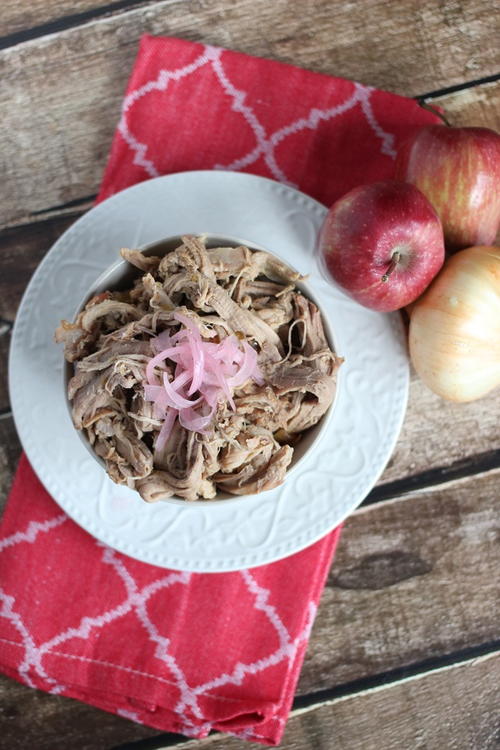 Slow Cooker Apple Onion Pulled Pork Slow Cooker Apple & Onion Pulled Pork