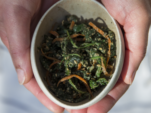 Blanched Baby Spinach with Sesame Sauce Blanched Baby Spinach with Sesame Sauce