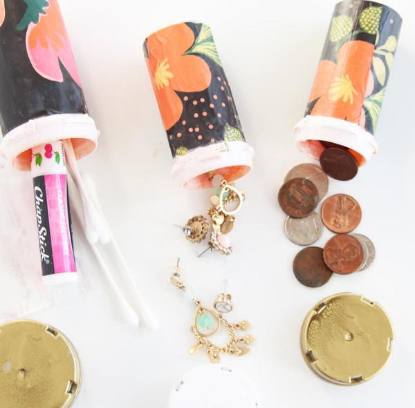 Darling Decoupaged Pill Bottle Craft Idea Darling Decoupaged Pill Bottle Craft Idea
