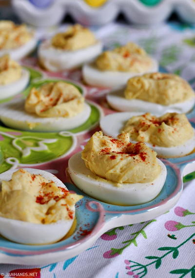 Mom's Classic Southern Deviled Eggs | FaveSouthernRecipes.com