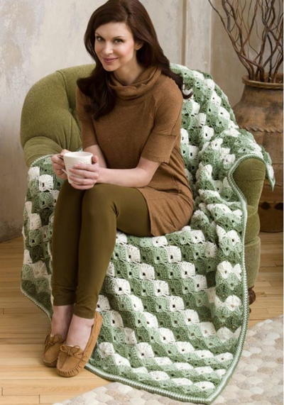 Laurel Green Shells Throw