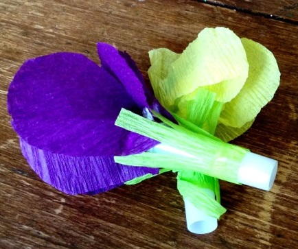 Fancy Flower DIY Party Horns Fancy Flower DIY Party Horns