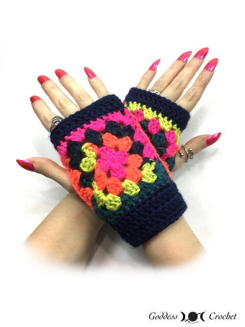 Hip to Be Square Wrist Warmers Hip to Be Square Wrist Warmers