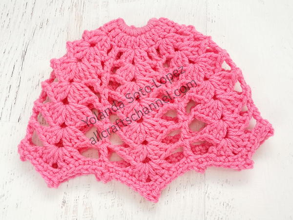 Crochet Messy Bun Hat with Shell Stitches Crochet Messy Bun Hat with Shell Stitches