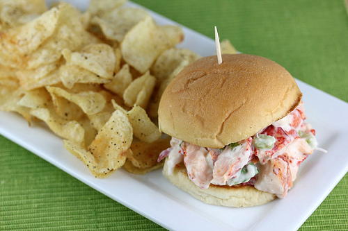 New England Style Lobster Rolls New England Style Lobster Rolls