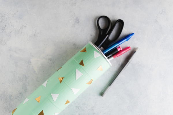 Recycled DIY Storage Container Recycled DIY Storage Container