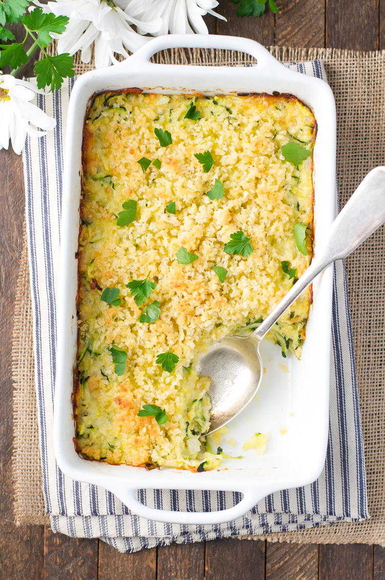 Garlic Parmesan Zucchini Casserole | RecipeLion.com