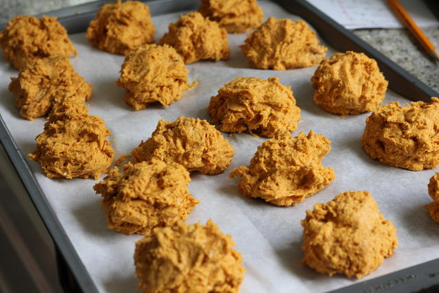 Easy Pumpkin Drop Biscuits Easy Pumpkin Drop Biscuits