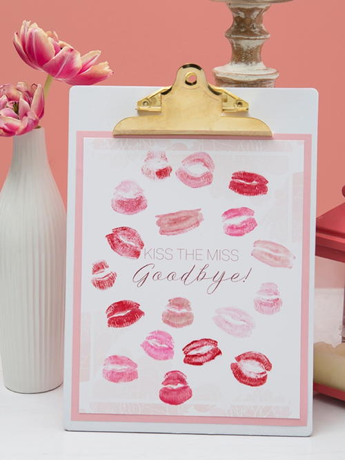 Kissable Bridal Guestbook Kissable Bridal Guestbook