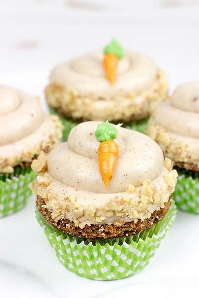 Carrot Cake Cupcakes Carrot Cake Cupcakes