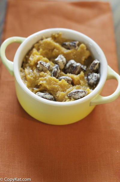 Copycat Red Lobster Whipped Sweet Potatoes with Honey Roasted Pecans Copycat Red Lobster Whipped Sweet Potatoes with Honey Roasted Pecans