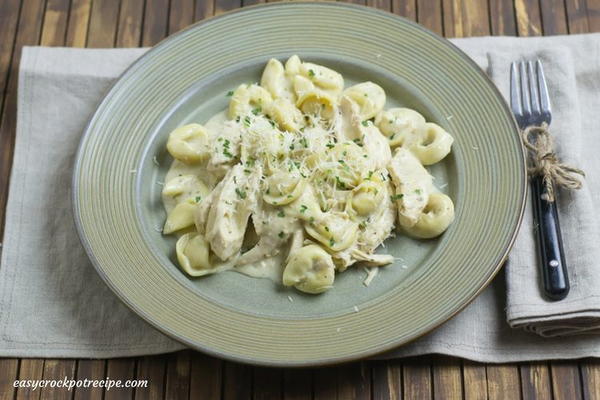 Slow Cooker Chicken Alfredo Tortellini Slow Cooker Chicken Alfredo Tortellini