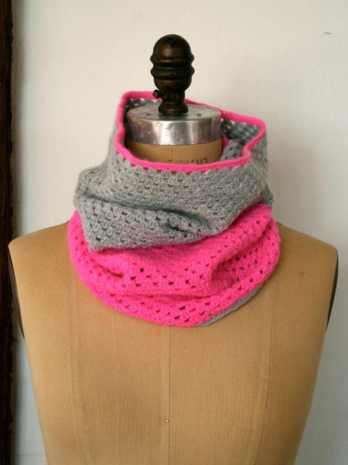 A Study In Contrasts Crochet Cowl A Study In Contrasts Crochet Cowl