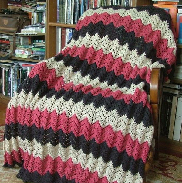 Cerise Lace Ripple Afghan