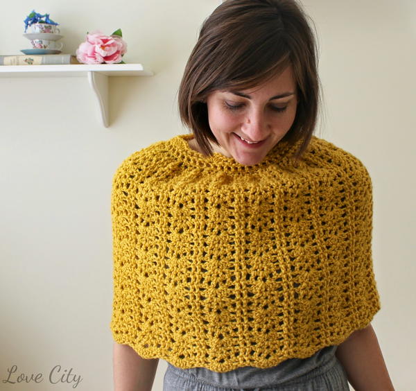 Lacy Bell Crochet Capelet Lacy Bell Crochet Capelet