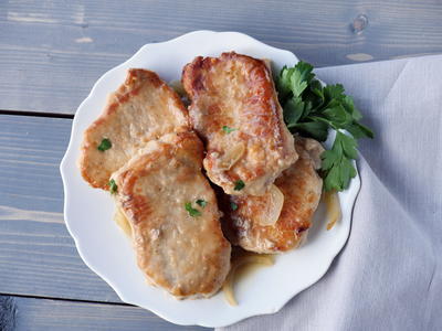 Easy Slow Cooker Pork Chops Easy Slow Cooker Pork Chops