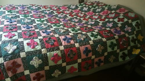 Field of Wild Flowers Bed Quilt_1