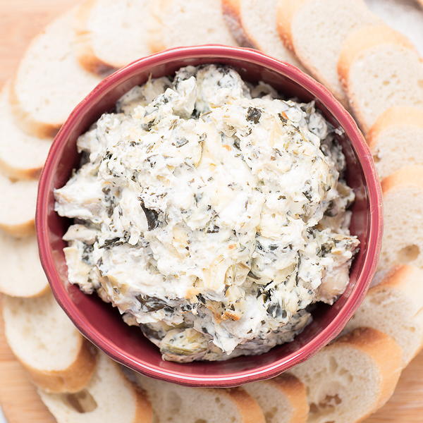 Slow Cooker Spinach Artichoke Dip