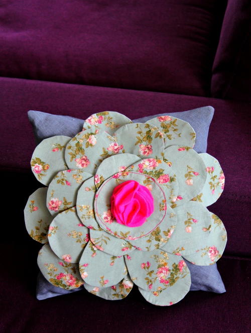 Flower Pillow Tutorial
