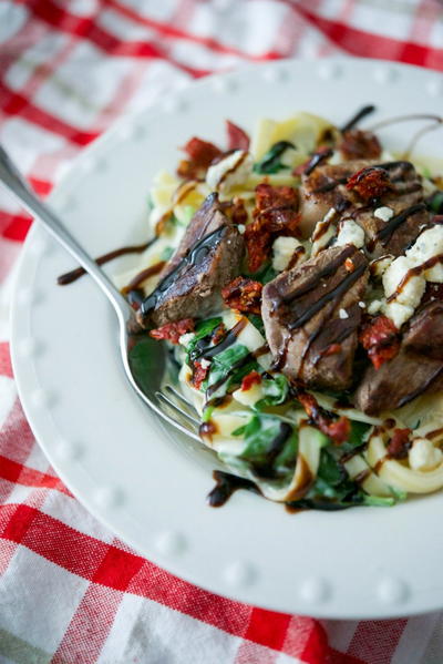 Steak Gorgonzola Alfredo Steak Gorgonzola Alfredo