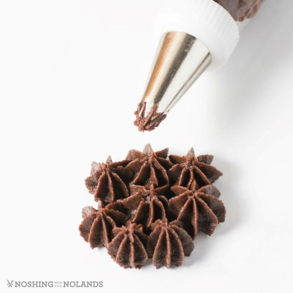 Chocolate Buttercream Frosting Chocolate Buttercream Frosting