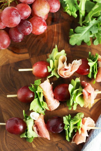 Grape Prosciutto Skewers Grape & Prosciutto Skewers