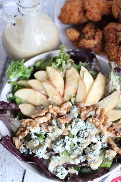 Apple Blue Cheese Walnut Salad Apple, Blue Cheese & Walnut Salad