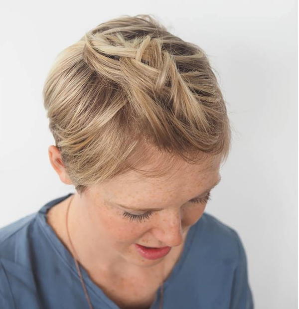 3 Quick DIY Short Hairstyles 3 Quick DIY Short Hairstyles