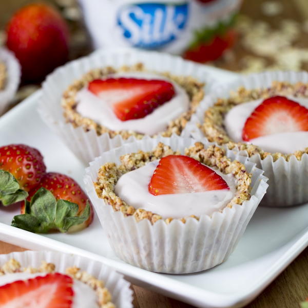 Mini Strawberry Almond Yogurt Tarts