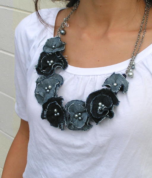 Denim Flower DIY Necklace Denim Flower DIY Necklace