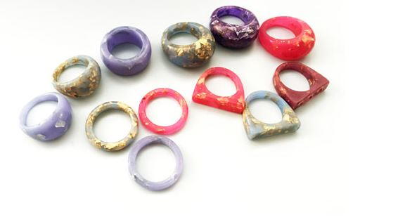 Resin Rings with Metal Flakes Resin Rings with Metal Flakes