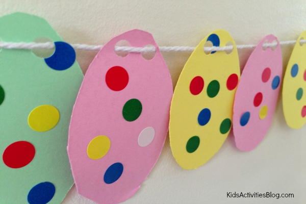 Cheerful Easter DIY Garland Cheerful Easter DIY Garland